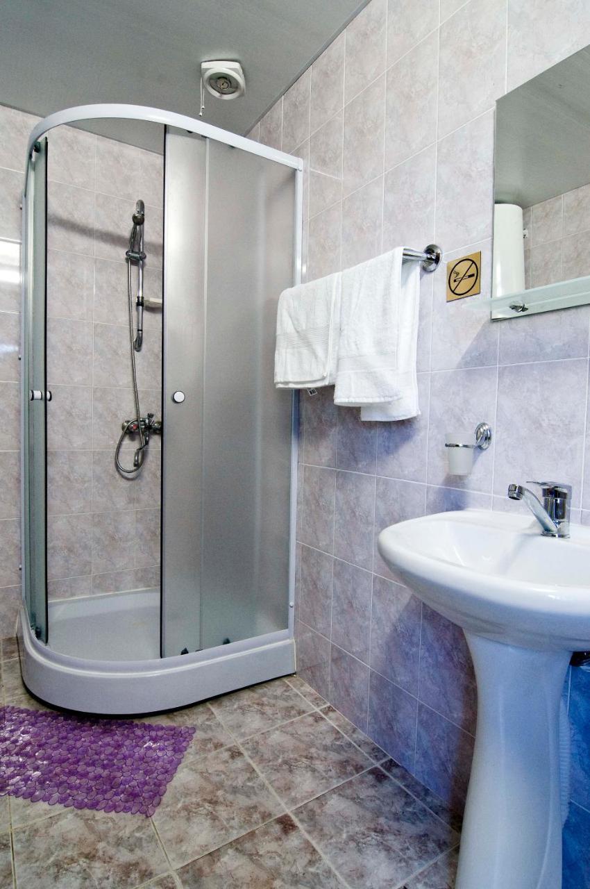 Guest House Zvanba Gagra Extérieur photo