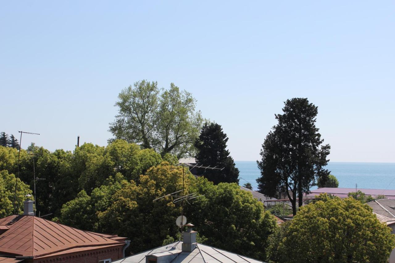 Guest House Zvanba Gagra Extérieur photo