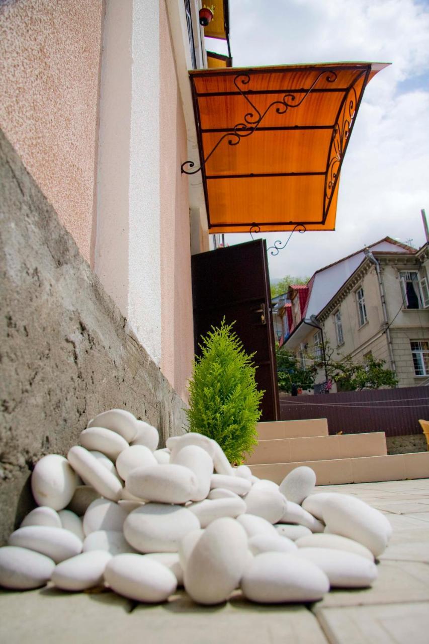 Guest House Zvanba Gagra Extérieur photo